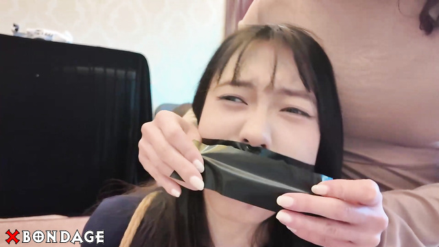  Asian