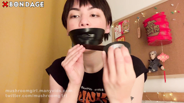 Mushroomgirl - Testing duct tape on the mouth