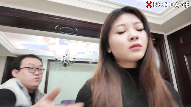  Asian