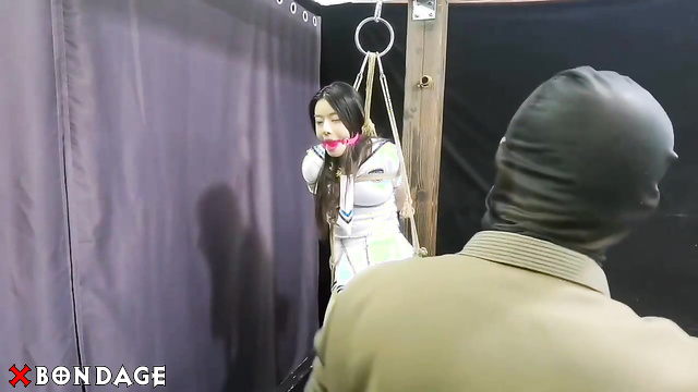 Chinese Bondage - Flying Asian Girl