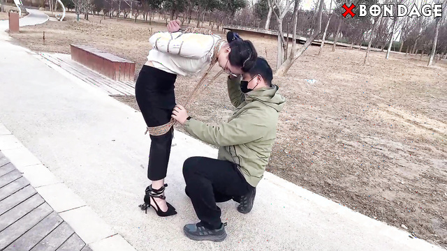  Asian