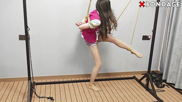Chinese Bondage - On One Foot