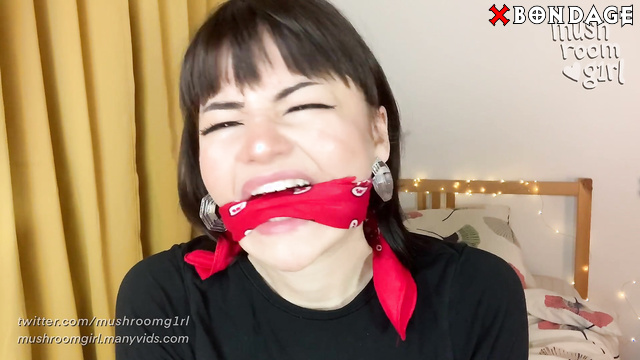  Asian