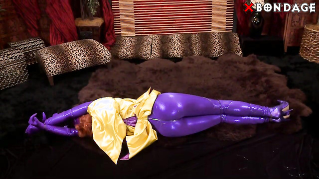 Bondagecafe -  Gorgeous Batgirl Arielle Lane Tied Up in Whiskers