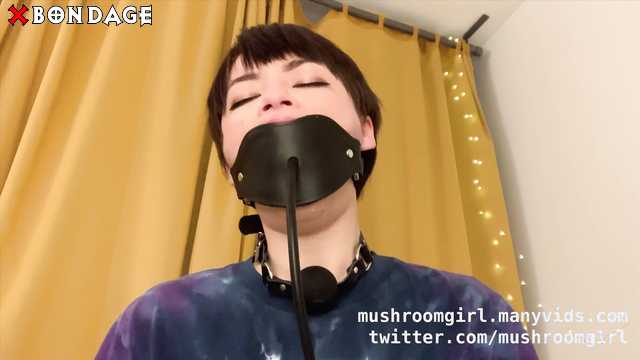 Mushroomgirl - Sexy Cute Asian Brunette Pump Gag Games