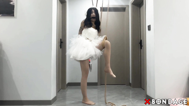 Chinese Bondage - Sexy Asian Brunette Tied Up and Fucked in Ropes