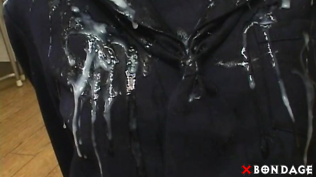 Sexy Japanese Brunete Rei Komuro Hot Bukakke Act in Bondage