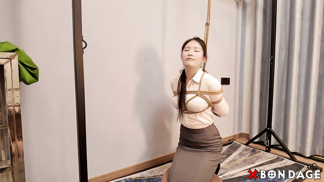  Asian