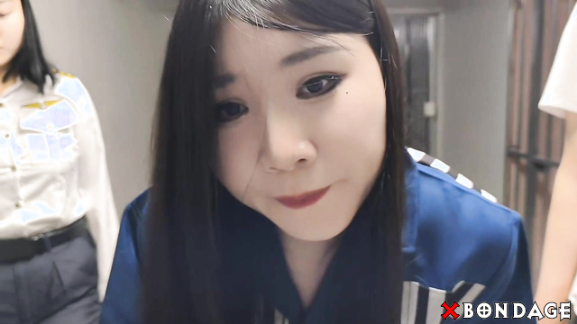  Asian