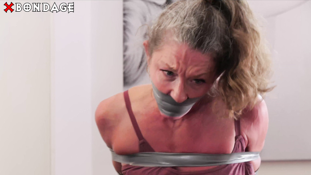 Layla Bondage Addiction - Portia Everly Meeting Her New Neighbor And Finding Connection