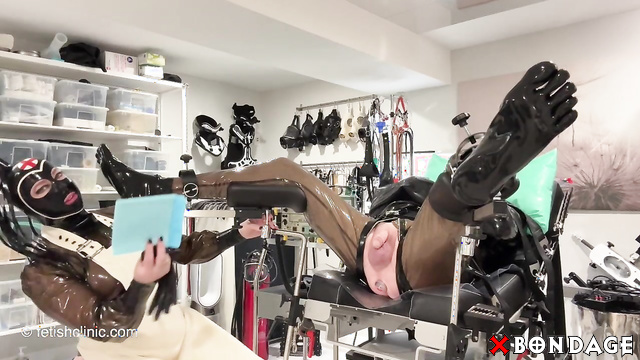 The Anna Rose Fetish Clinic - Hot Anal Punishment For Latexed Male Slave