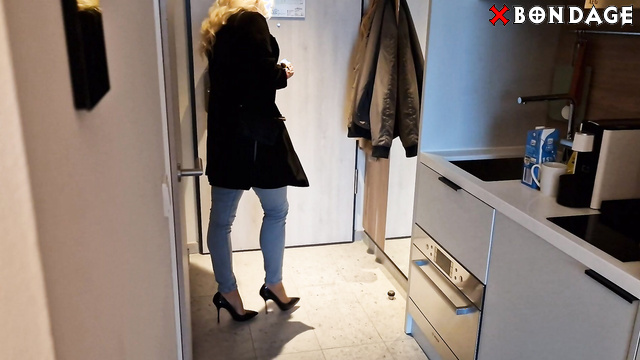 Helenas Feet High Heels Tights Legs - Sexy Blonde Mature Nyloned Soles Tickled