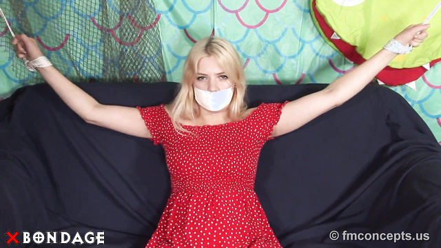 Giselle Palmer Rope