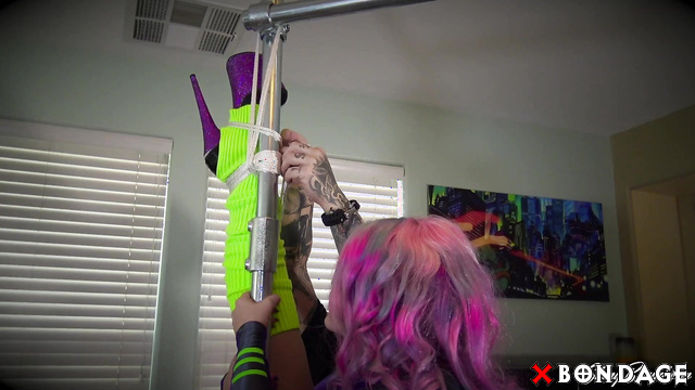 Shinybound - Pole Acrobatics: Vertical Splits Strappado By Spinnin Shae