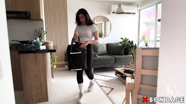 Kinkylifestyle - Mara Gets Caught: Secretly Smelling Simona’s Sneakers