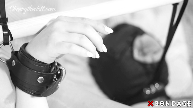 EveryDayBondage - Bound And Spread Pussy Wide: Bed Gimp’s Pleasure