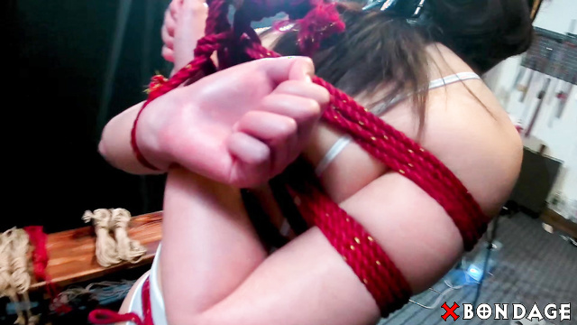 Chinese BDSM Slavery - Male Meet His New Slave: Spanking And Electric Play to Orgasms