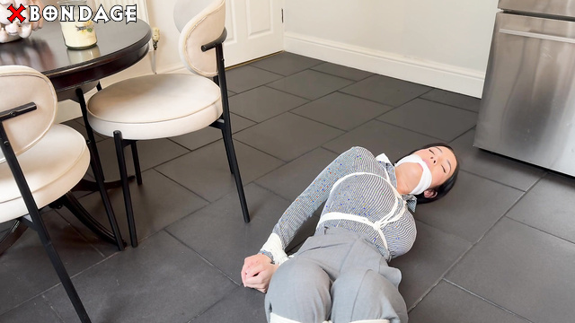 Tatti Roana Bondage - Office Assistants Last Day At Work Ass Smacking With Deep Throat