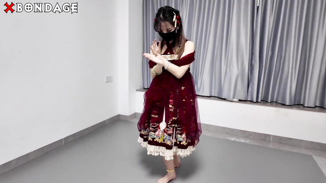 OrangeXXOO Bondage - Bastinado On Oiled Tender Soles Dancing Girl Hanfu