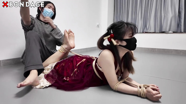 OrangeXXOO Bondage - Bastinado On Oiled Tender Soles Dancing Girl Hanfu