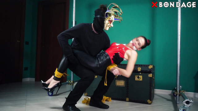 Alteregorey - Fatima & Rey: Holiday Ends With Bondage, Waxing And Hot Treatments