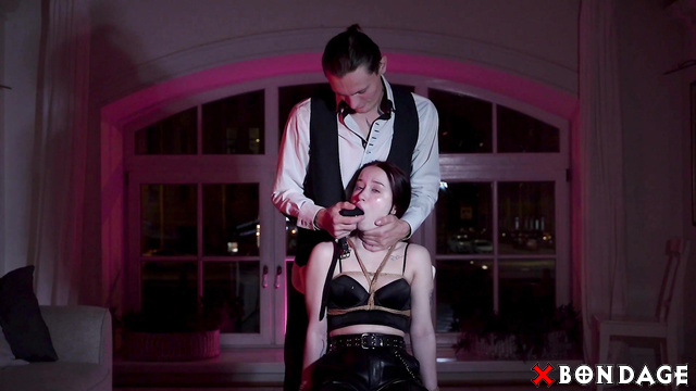 Russian Girls In Fetish - Sex Demon Destroys Her Fucking Mouth And She Likes It