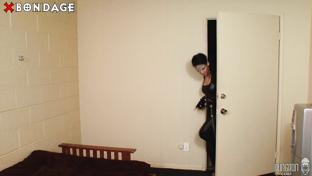 Dungeon Corp - Masked Slave Elena Heiress In Trouble: Absolutely Restrained On The Bed