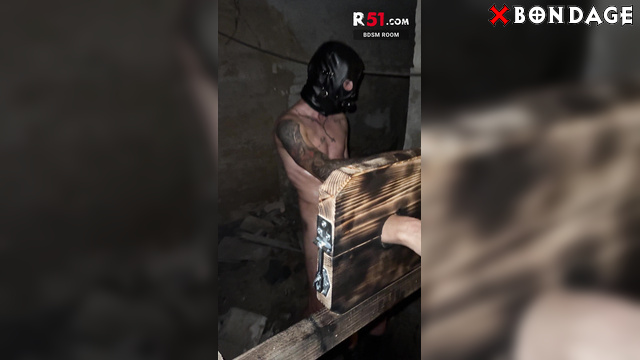 R51 - Dirty Pillory Hardcore Fuck: Collared Whores Give Up Soft Cunts On Day 12