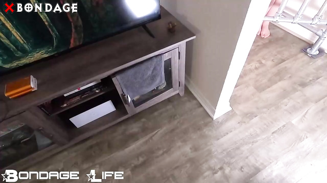 Bondage Life - Helpless Naked Shaved Slave Rachel Greyhound Locked In A Corner Cage
